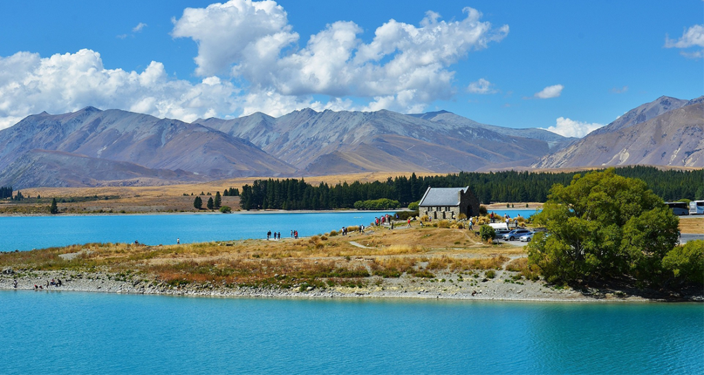 Blue-Lake-Nova-Zelândia
