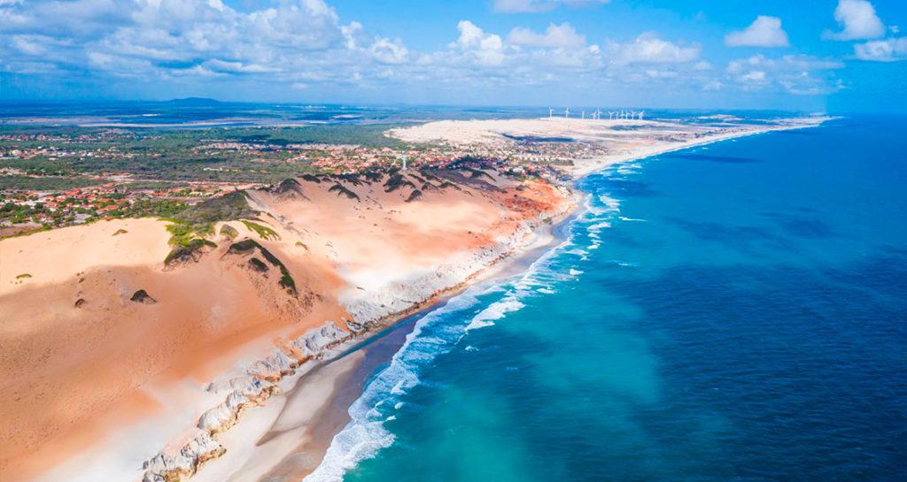 Praia do Morro Branco 
no Ceará