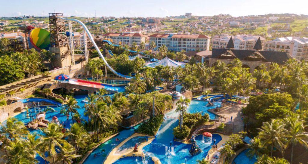 O famoso Beach Park é o maior parque aquático da América Latina e ocupou o 3º lugar na votação do Trip Advisor
