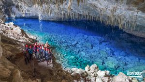 gruta do lago azul bonito