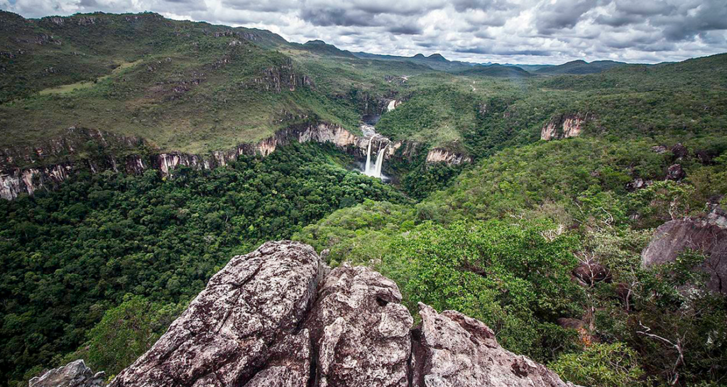 Cachoeira do Salto do Rio Preto na Chapada dos Veadeiros GO